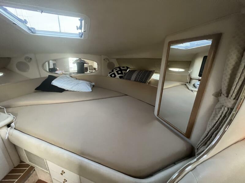 31' 1999 Sea Ray 310 Sundancer