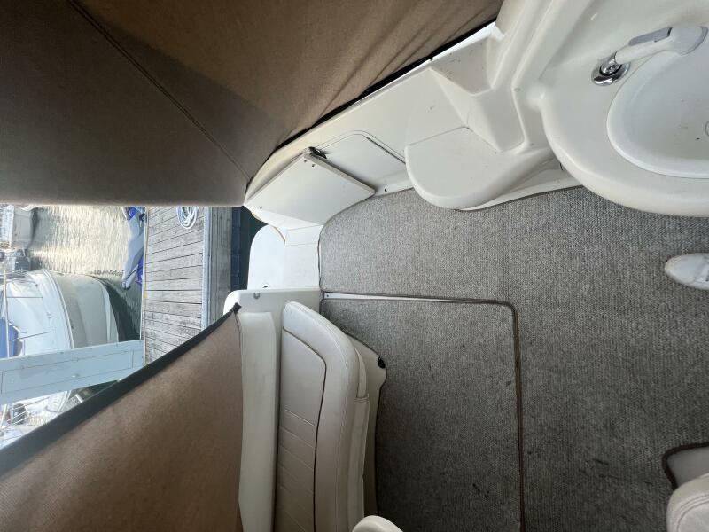 31' 1999 Sea Ray 310 Sundancer