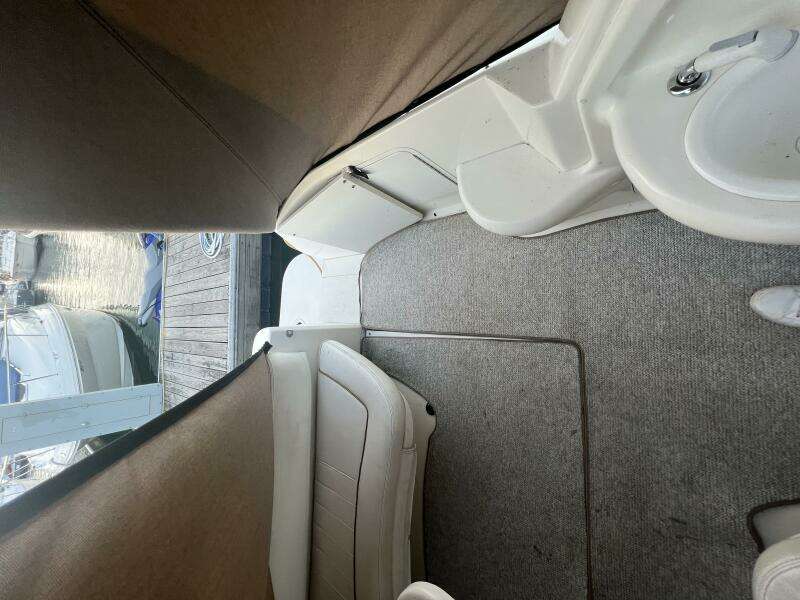 Air Apparent 31ft Sea Ray Yacht For Sale