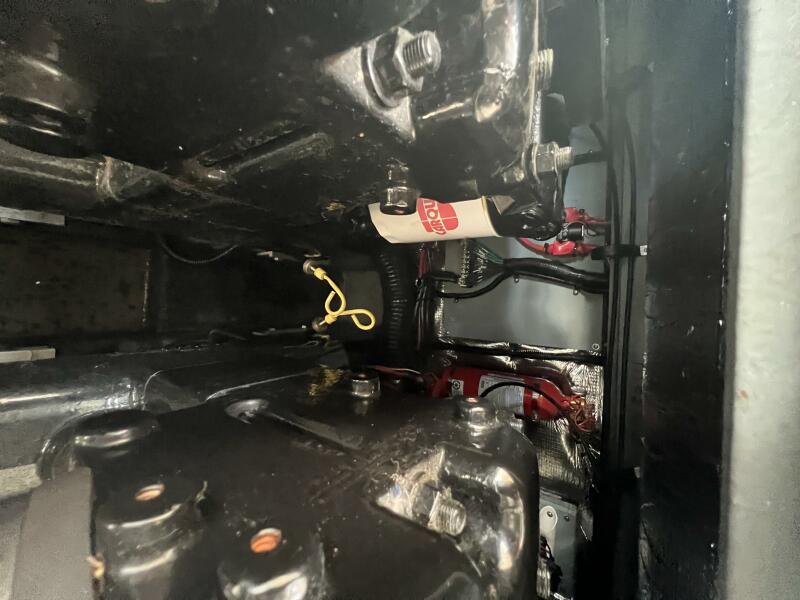 31' 1999 Sea Ray 310 Sundancer