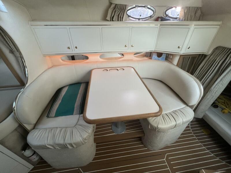 31' 1999 Sea Ray 310 Sundancer