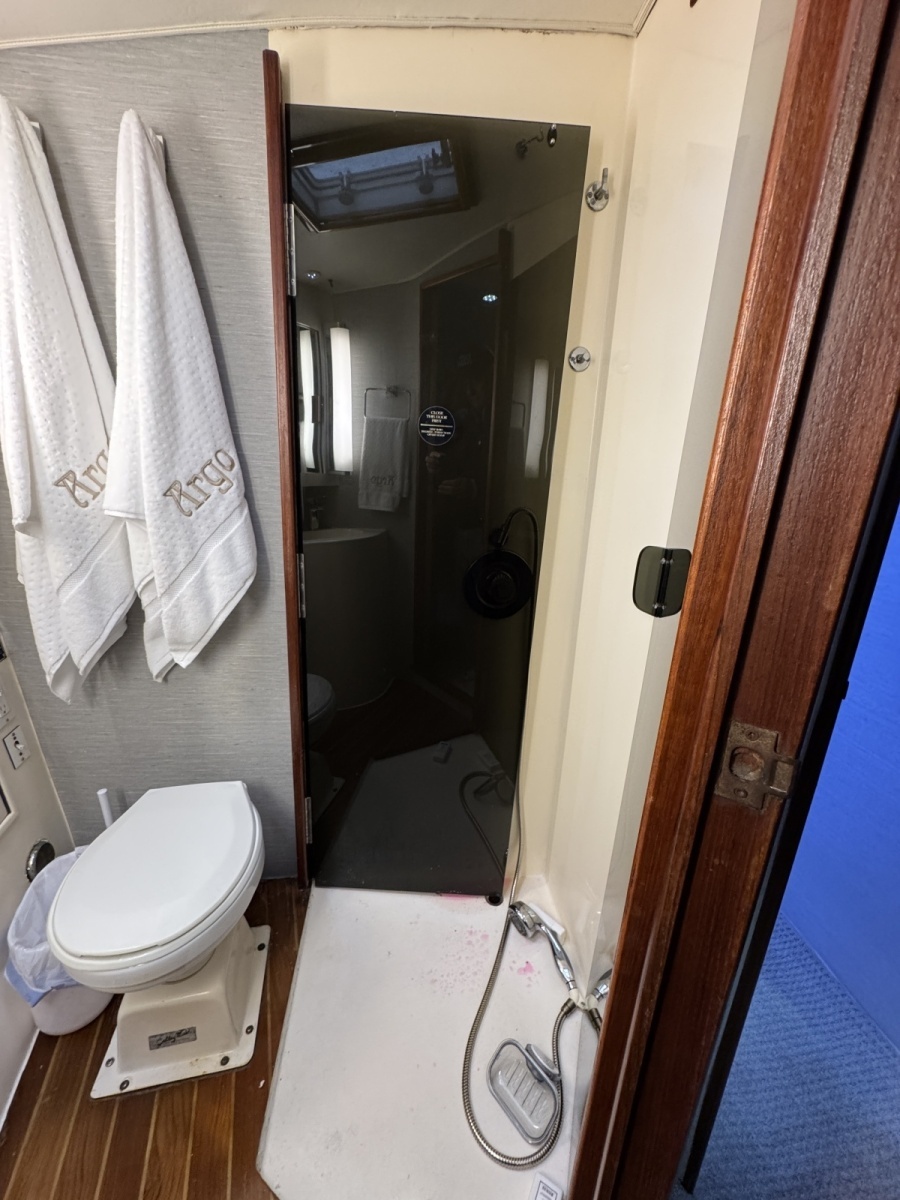 1988 Ocean Yachts 44 SS