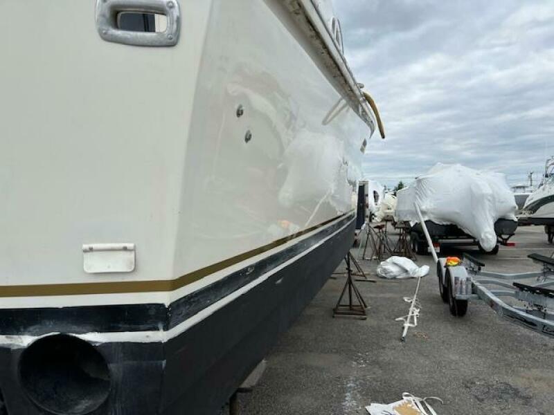 44' 1988 Ocean Yachts 44 SS