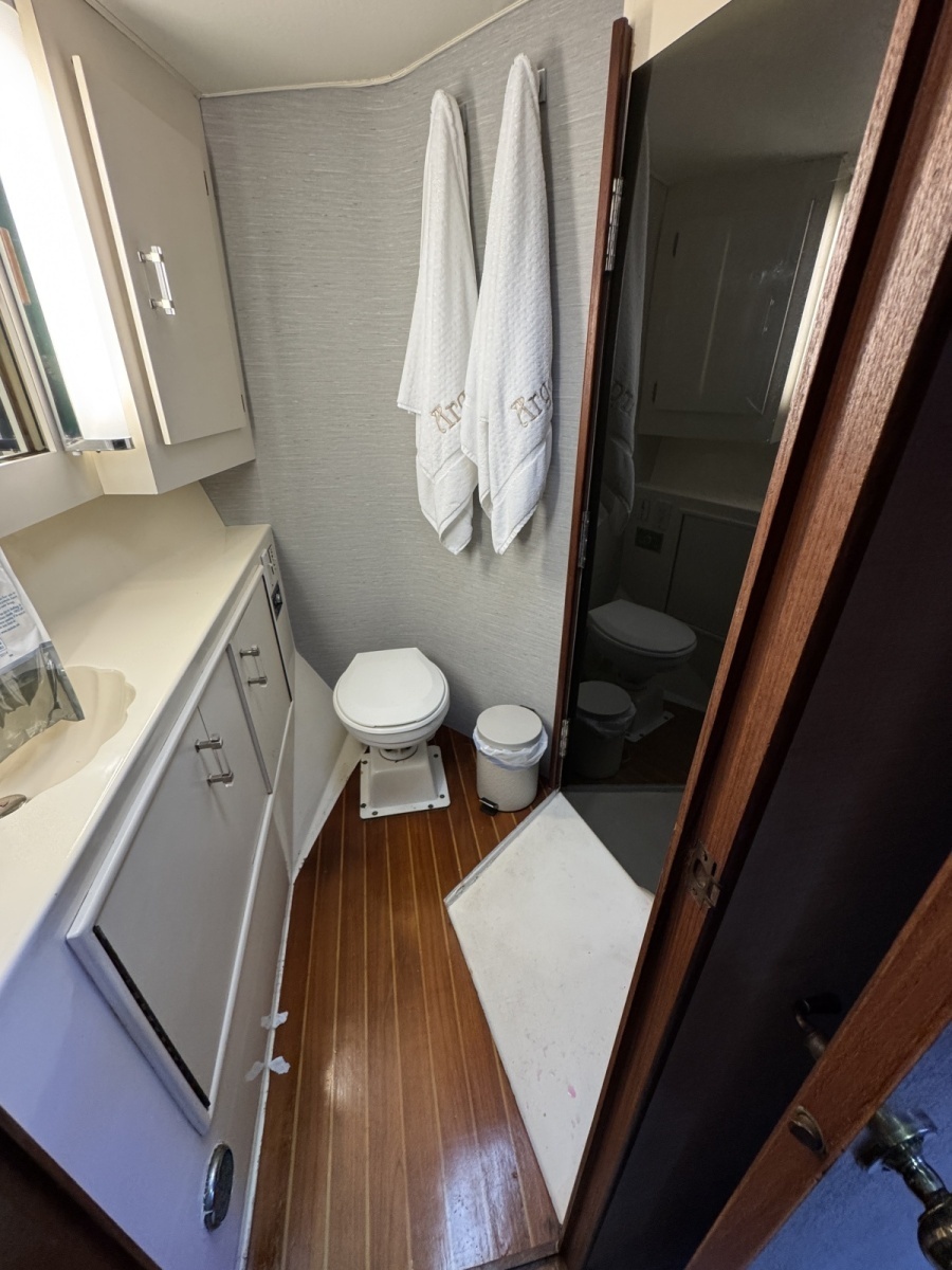 1988 Ocean Yachts 44 SS