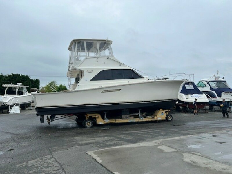 44' 1988 Ocean Yachts 44 SS