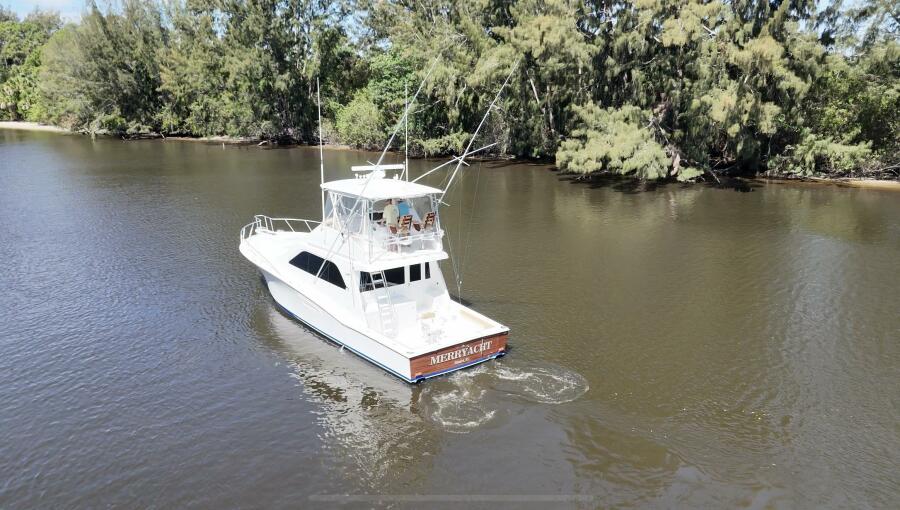 48' 2004 Cabo 48 Flybridge