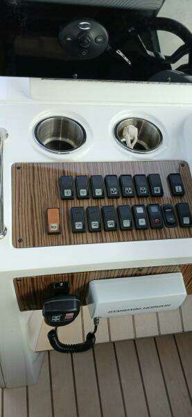 41ft Cruisers Yachts Yacht For Sale