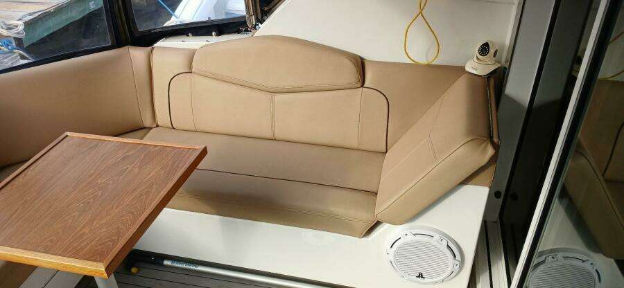 41ft Cruisers Yachts Yacht For Sale