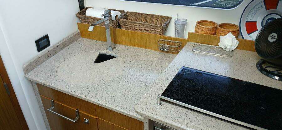 41ft Cruisers Yachts Yacht For Sale