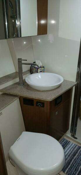 41ft Cruisers Yachts Yacht For Sale