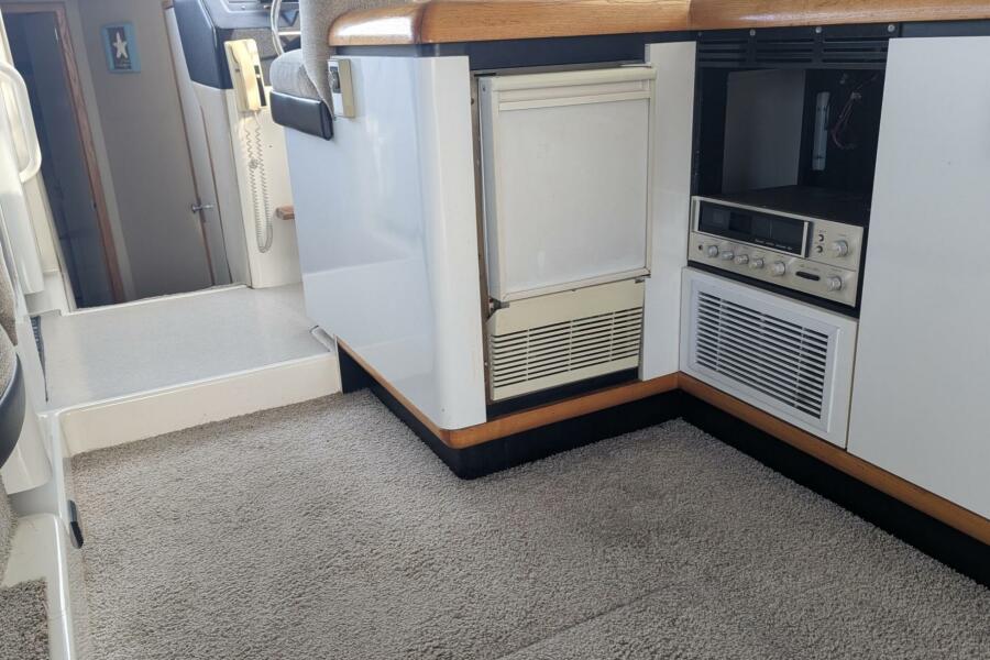 43' 1991 Bayliner 4388 Motoryacht