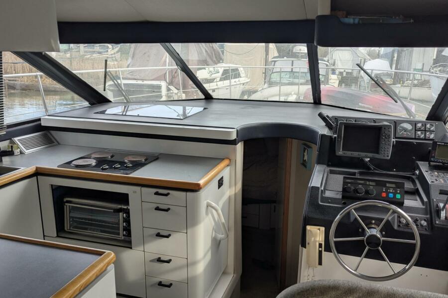 43' 1991 Bayliner 4388 Motoryacht