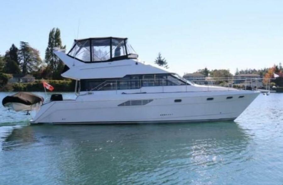 43' 1991 Bayliner 4388 Motoryacht