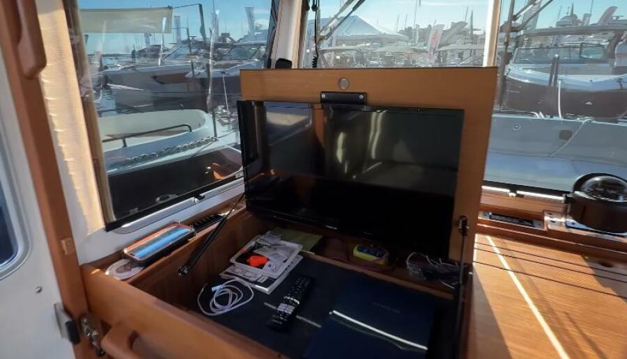 37' 2025 Targa 37 Flybridge