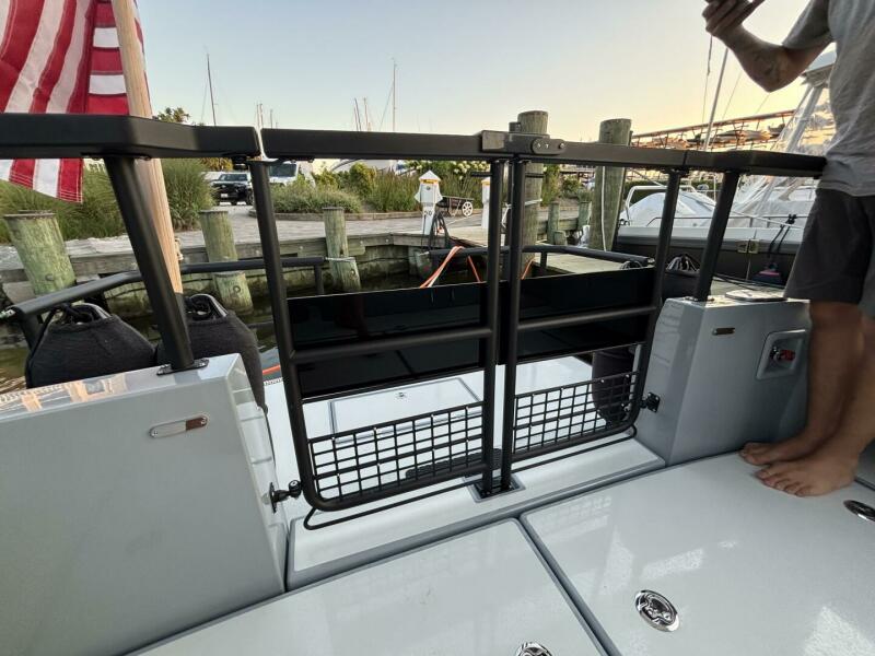 37' 2025 Targa 37 Flybridge