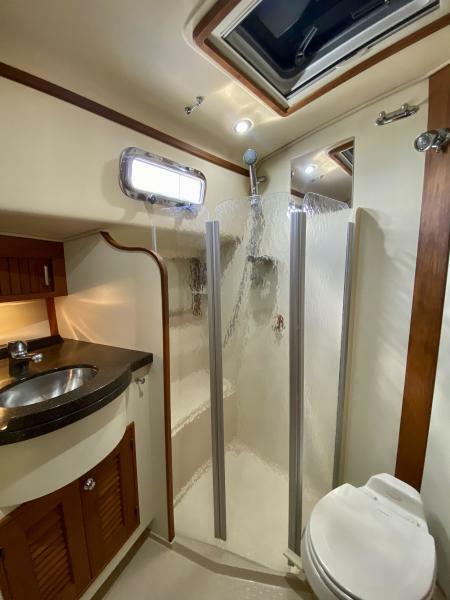 44' 2006 Island Packet 440