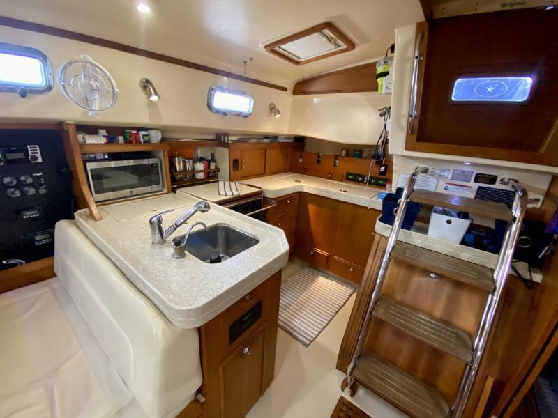 44' 2006 Island Packet 440
