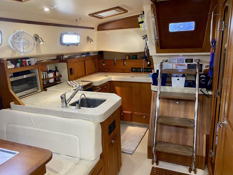 44' 2006 Island Packet 440
