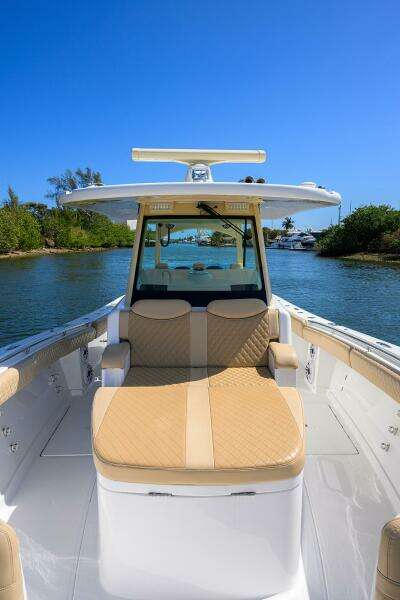 SPRINKLES 41ft HCB Yacht For Sale