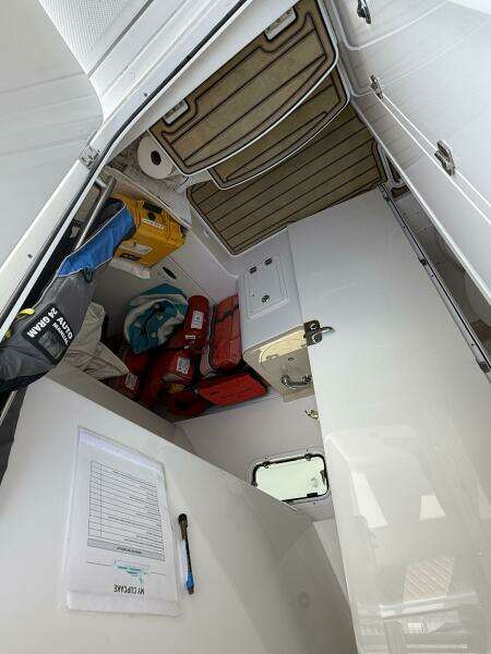 41ft HCB Yacht For Sale