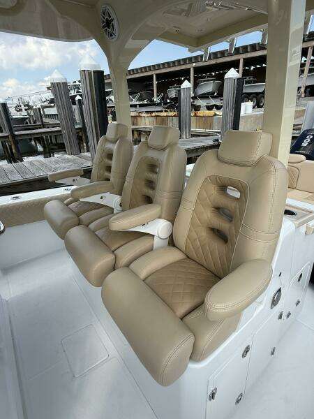 41ft HCB Yacht For Sale