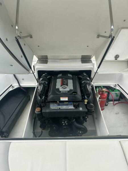 23' 2020 Cobalt CS23