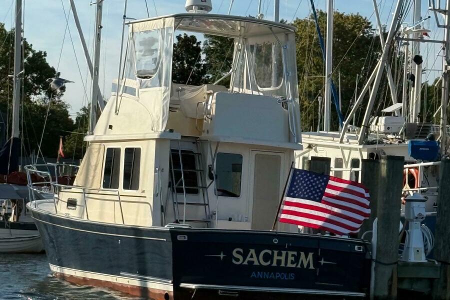 36' 2006 Sabreline 36 Flybridge