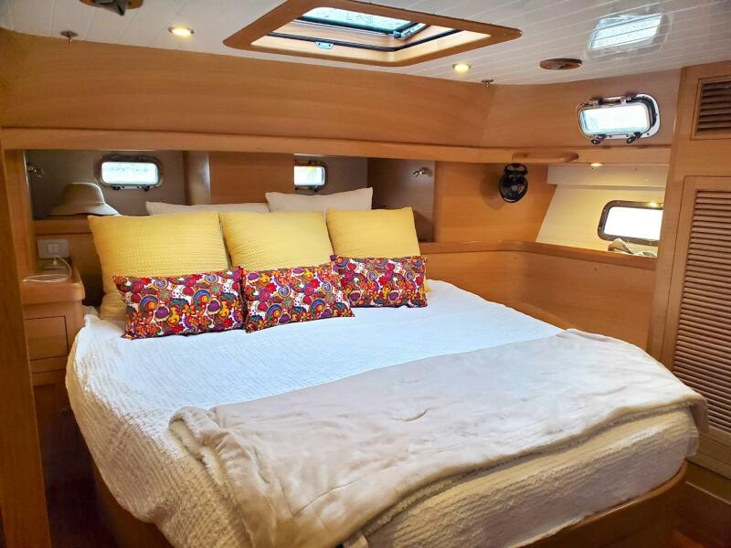 56' 2023 Bluewater 56