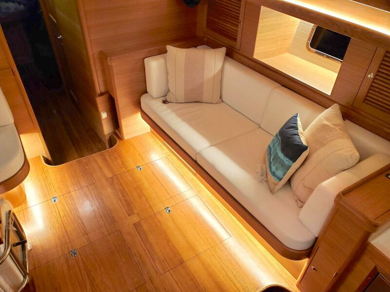 56' 2023 Bluewater 56