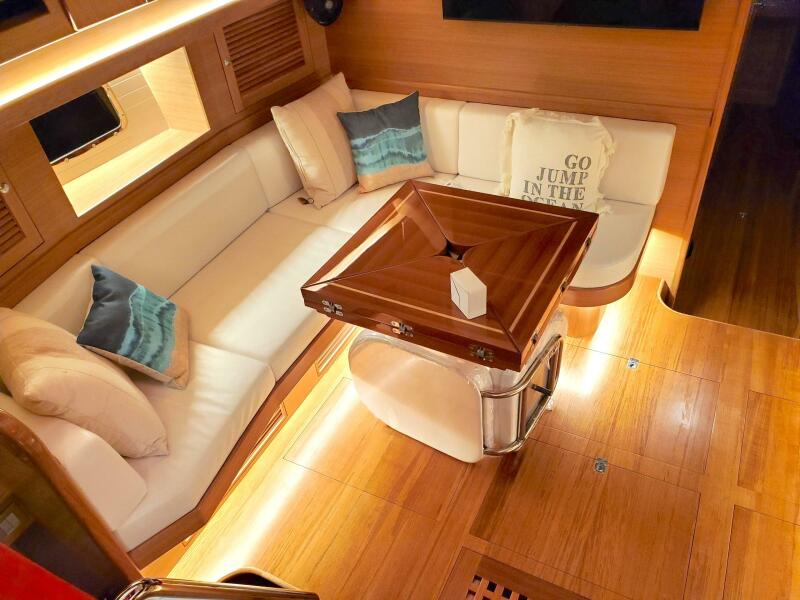 56' 2023 Bluewater 56