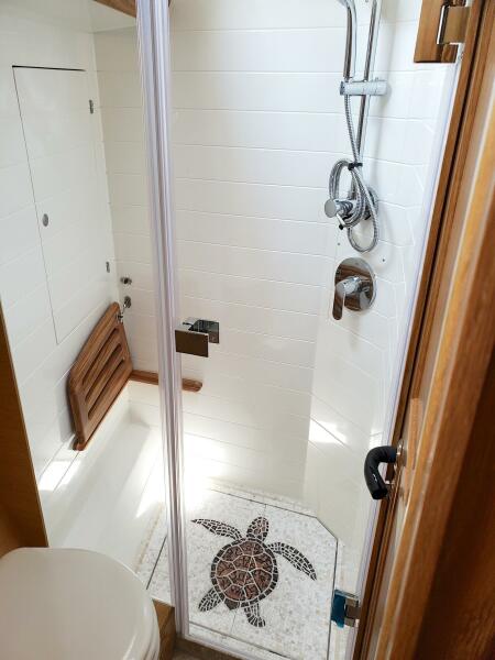 56' 2023 Bluewater 56