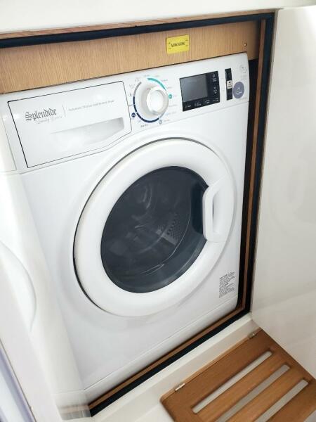 56' 2023 Bluewater 56