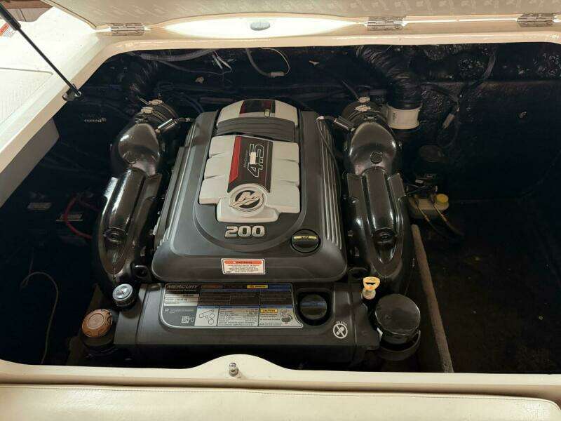 20ft Stingray Yacht For Sale