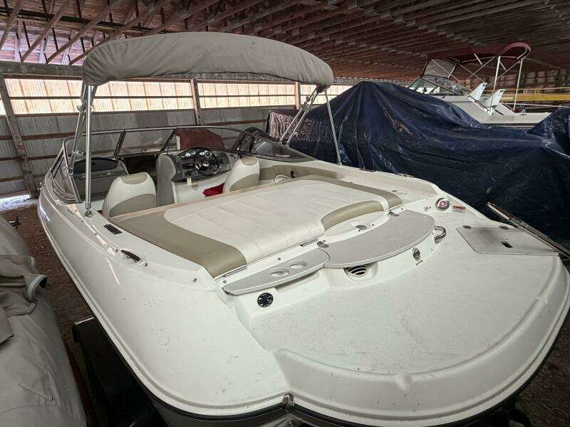 20ft Stingray Yacht For Sale