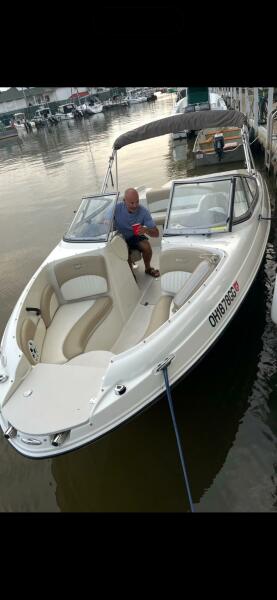 20' 2019 Stingray 208 LS