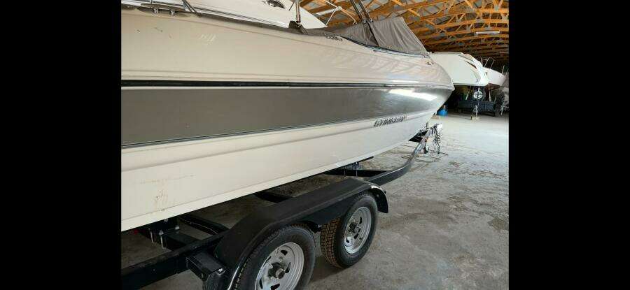 20ft Stingray Yacht For Sale