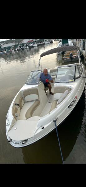 20' 2019 Stingray 208 LS