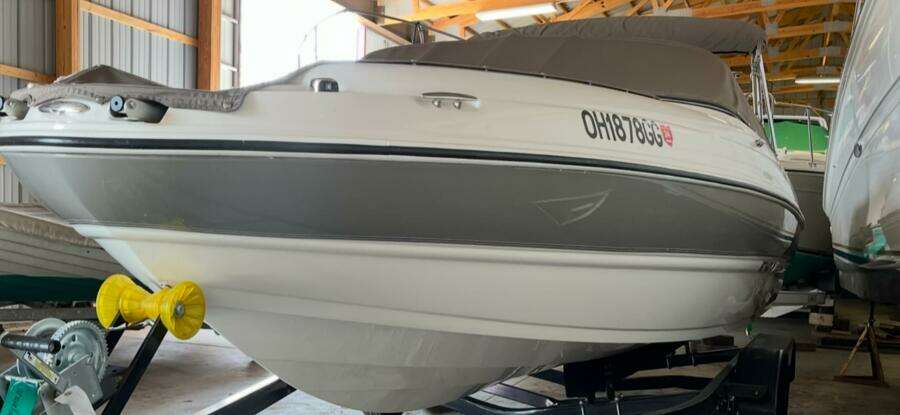 20ft Stingray Yacht For Sale