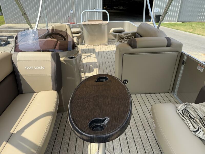 22' 2021 Sylvan 