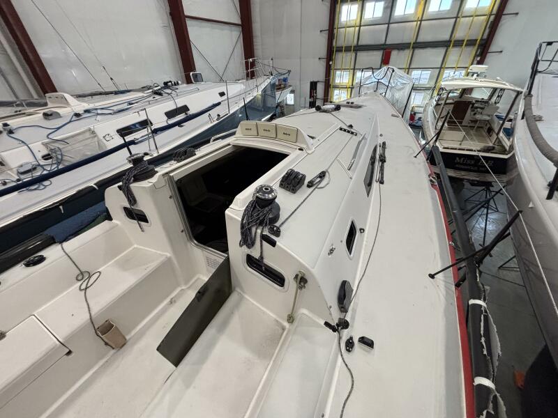 36' 2013 J Boats J/111