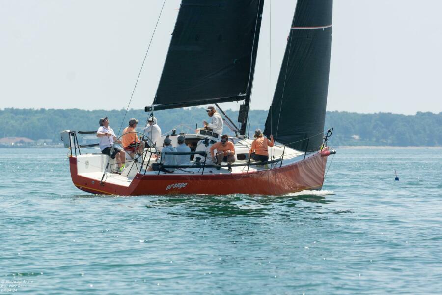 36' 2013 J Boats J/111