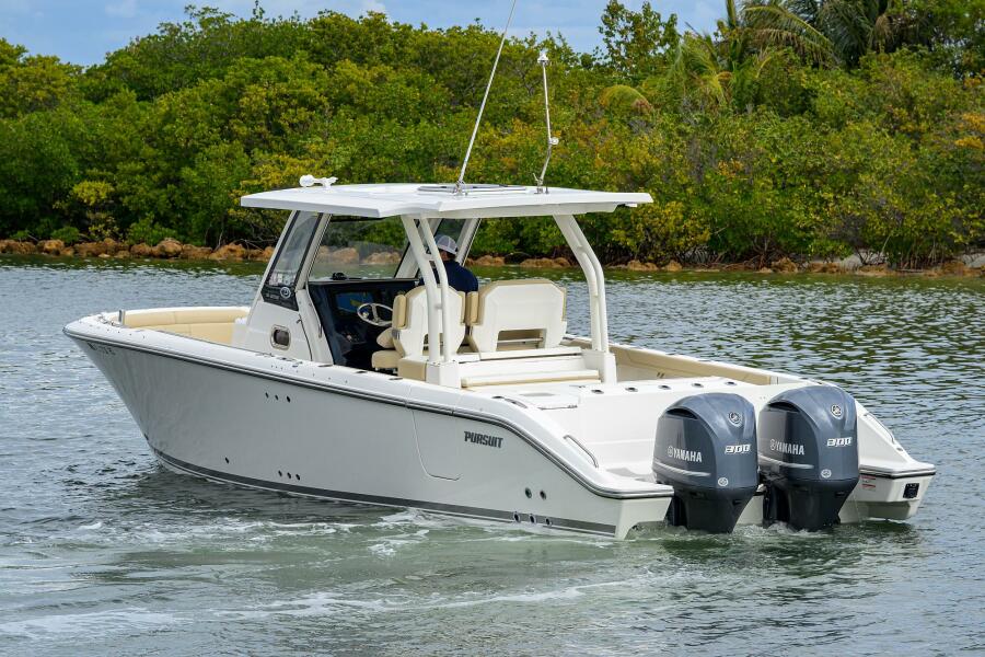 32' 2019 Pursuit S 328