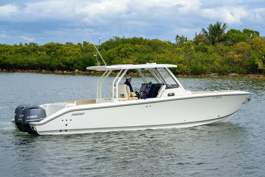 32' 2019 Pursuit S 328