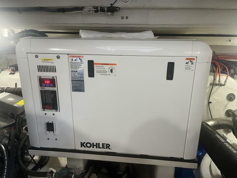 45' 2016 Cruisers Yachts 45 Cantius