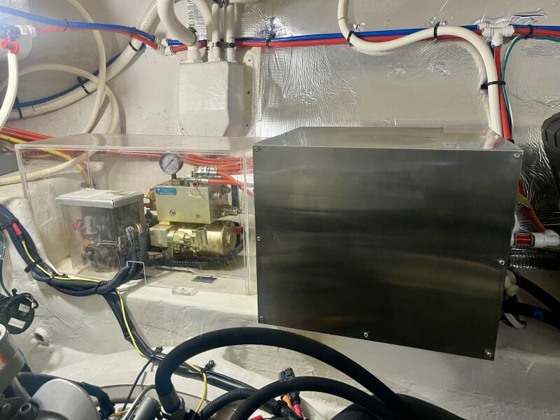 45' 2016 Cruisers Yachts 45 Cantius