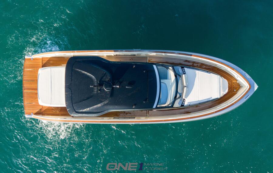 47' 2024 Invictus TT 460