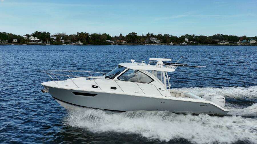 TL Sea 32ft Pursuit Yacht For Sale