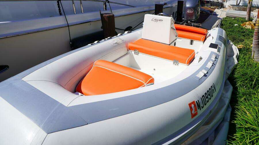 Eleonora  80ft Lazzara Yachts Yacht For Sale