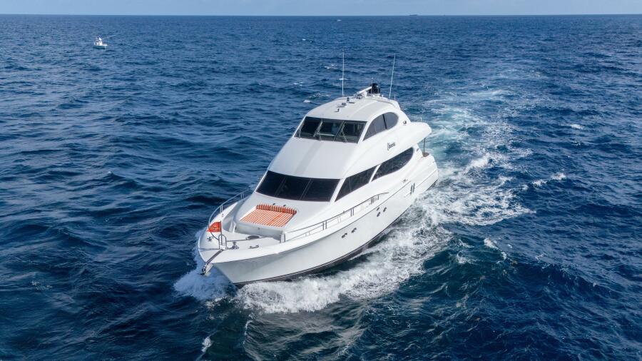 80' 2004 Lazzara Yachts 80 SL