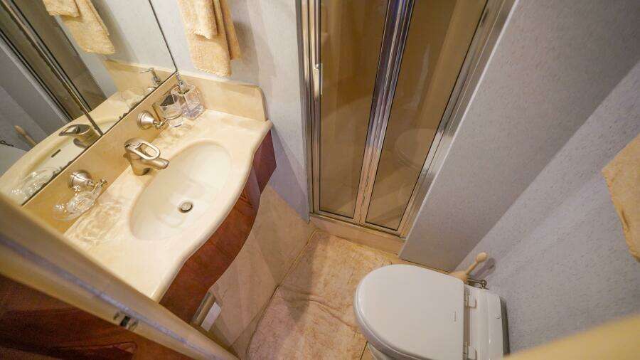 Eleonora  80ft Lazzara Yachts Yacht For Sale